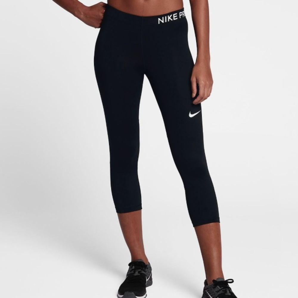 Nike Pro Dri-Fit Capris (Patterned)